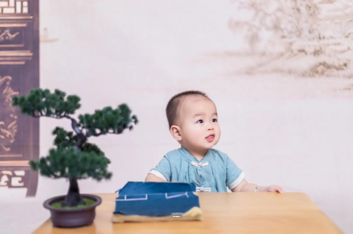 昆明宝宝6个月可以坐吗 昆明宝宝6个月可以坐吗